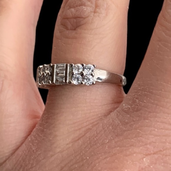 ANNIVERSARY RING SIZE 6 - Picture 7 of 10